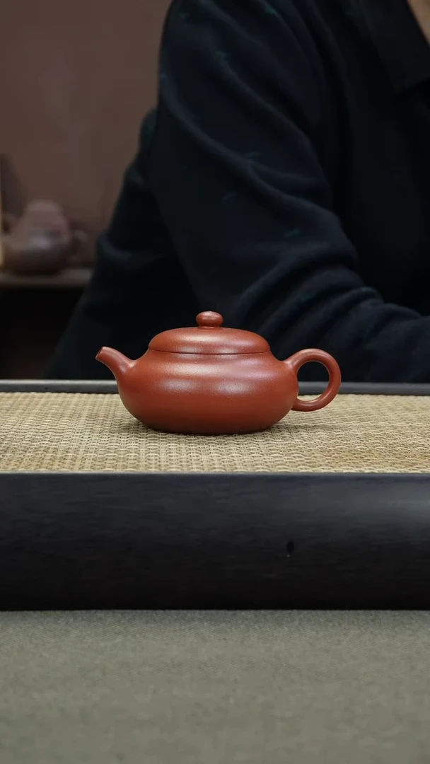 【闪购商品】紫砂茶壶扁梨 115CC