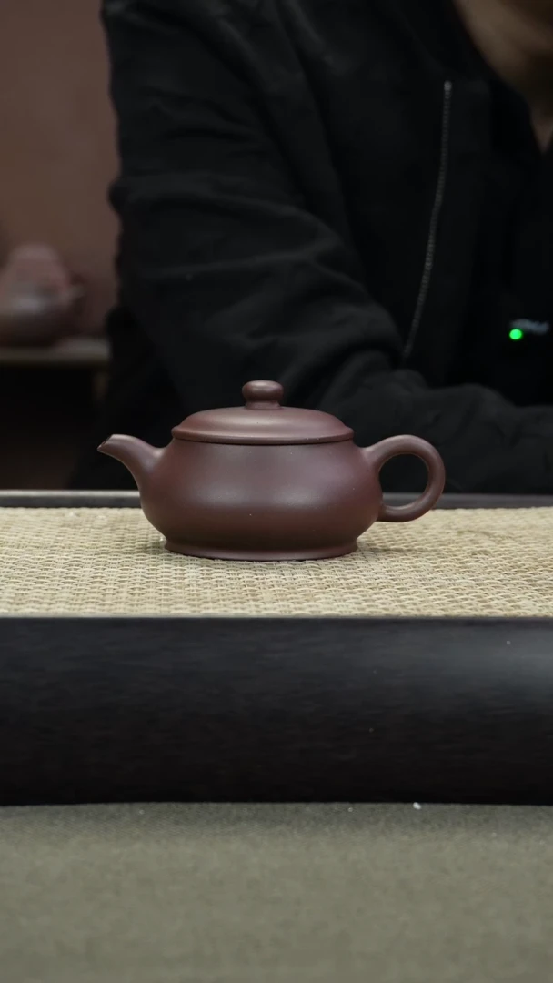 【闪购商品】紫砂茶壶嘴略歪 明炉 120CC