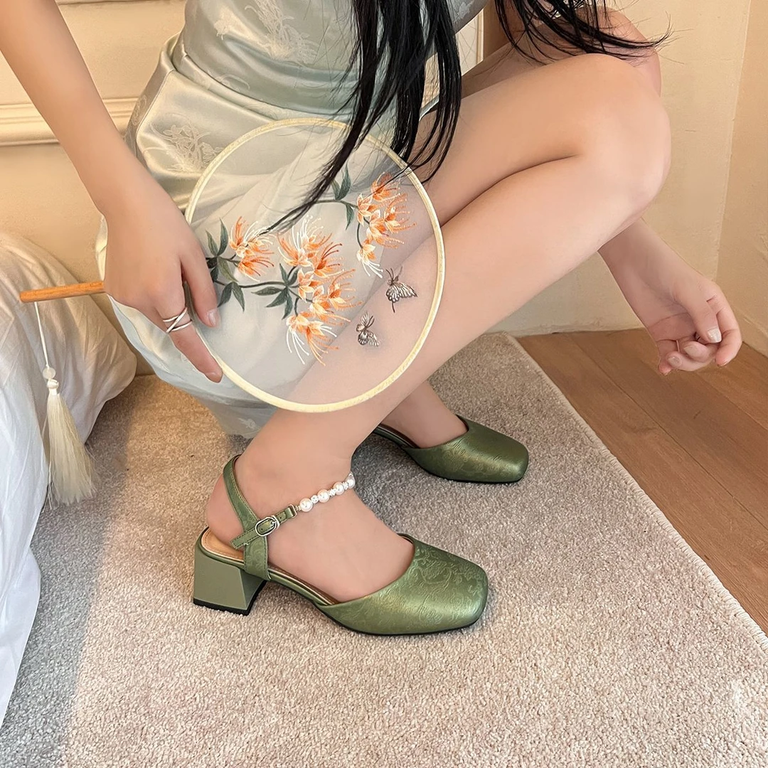 玛丽珍高跟鞋女2025夏新款珍珠包头凉鞋中跟粗跟国风鞋春款