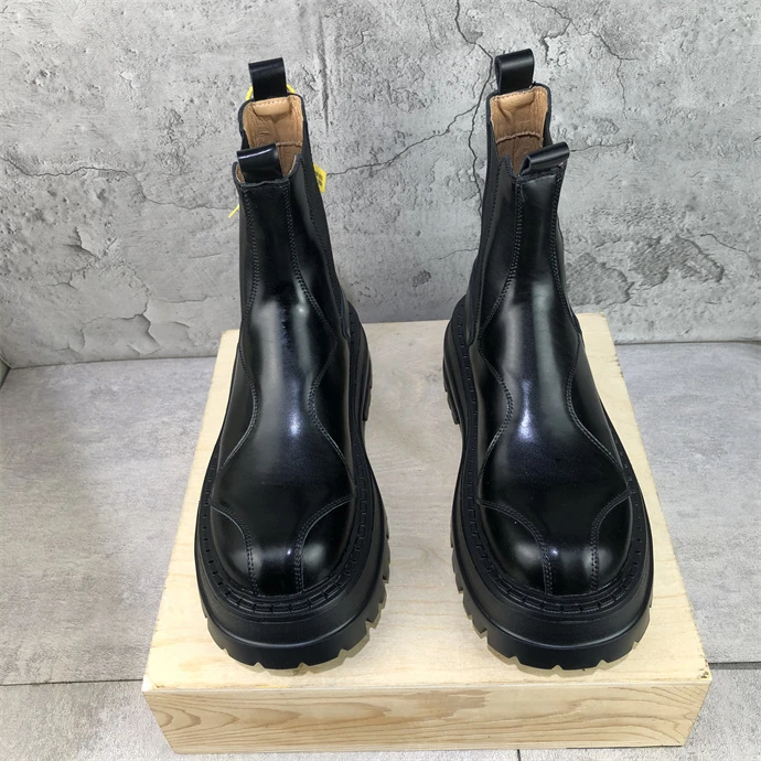 欧货韩版马丁靴男2023年秋季新款英伦风切尔西厚底男士黑色烟筒靴