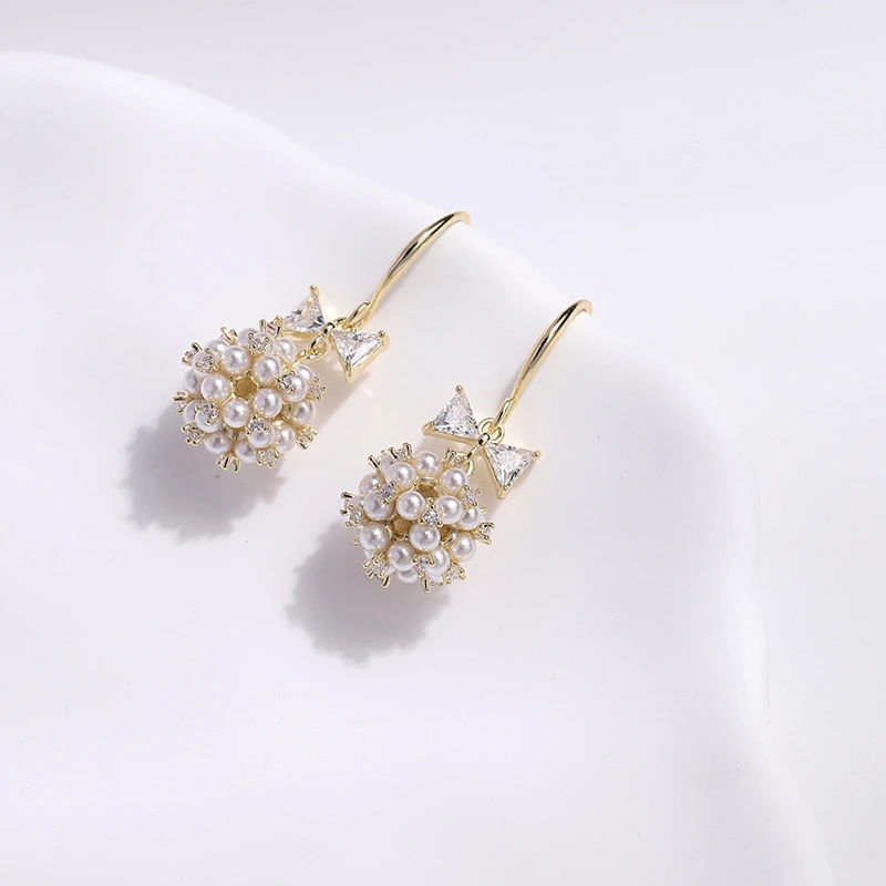 铜合金仿珍珠耳饰 网红珍珠耳环独特气质耳饰轻奢小众高级感耳坠