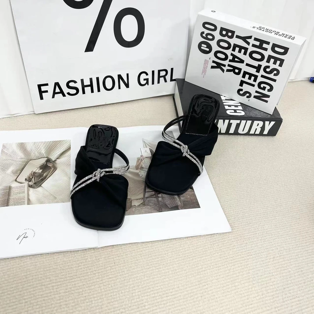 2024新款气质百搭潮流女款凉鞋/BZYN/8166-5