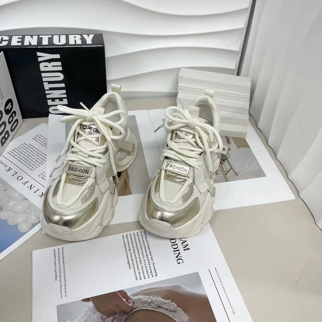 【与然良品】108-1爆款百搭时尚休闲鞋