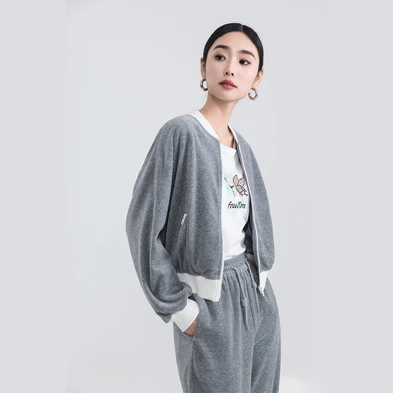 文果怡彩运动风丝绒感双链棒球服夹克短外套99245035091