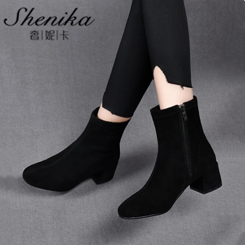 高跟磨砂羊猄短靴女新款粗跟春秋单靴圆头绒面黑色瘦瘦靴冬季加绒