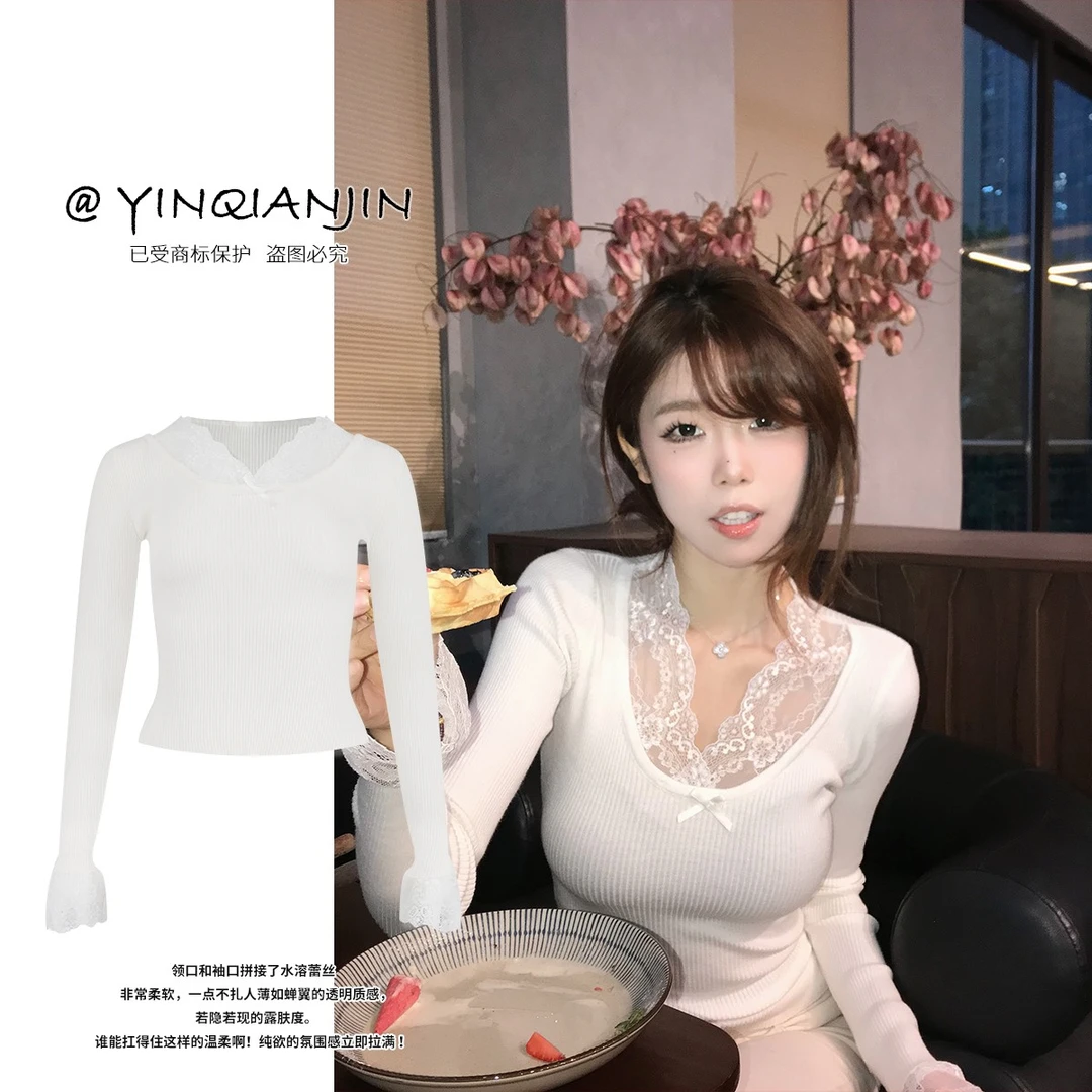 尹千金【心动crush】活动冬季纯欲风蕾丝拼接设计白色打底衫A111805