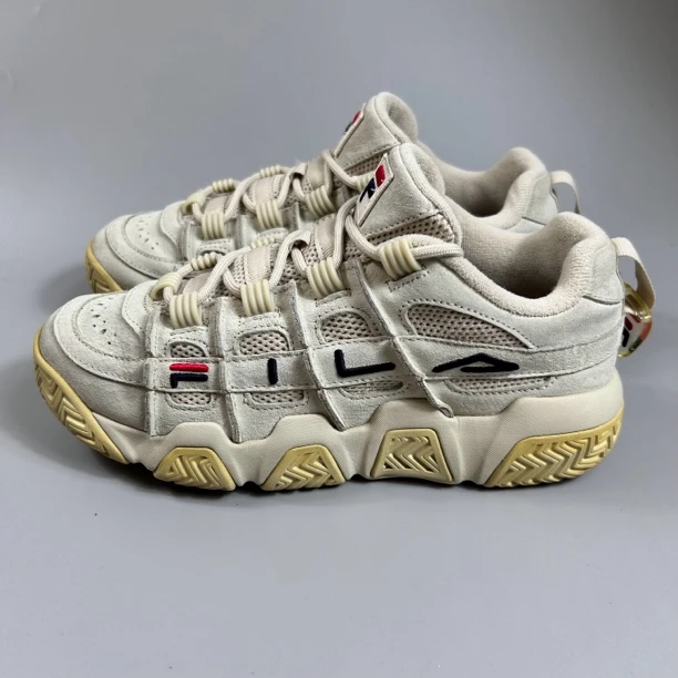 二手正品39码  FUSION老爹鞋运动鞋复古面包鞋  公价922