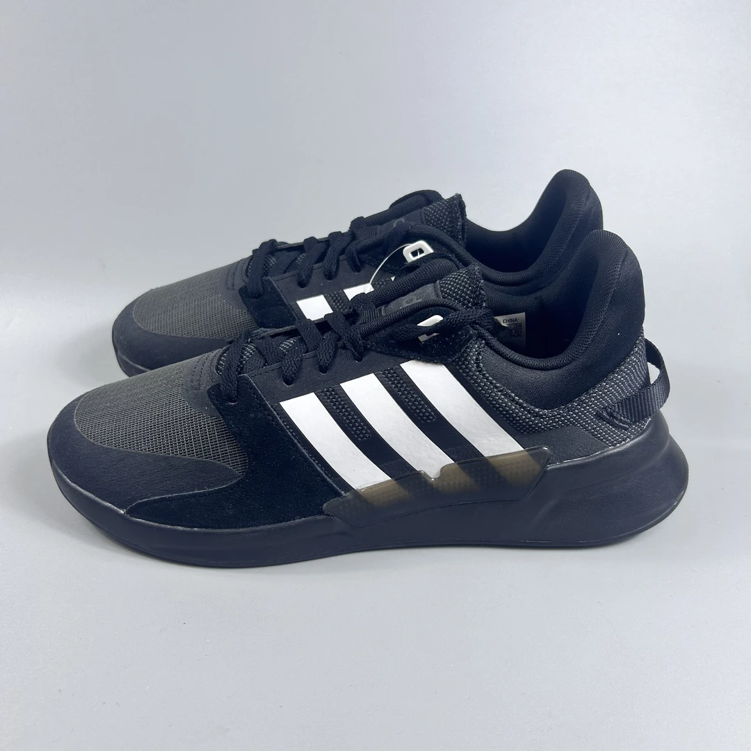 全新正品43码   RUN90S运动休闲鞋  公价922