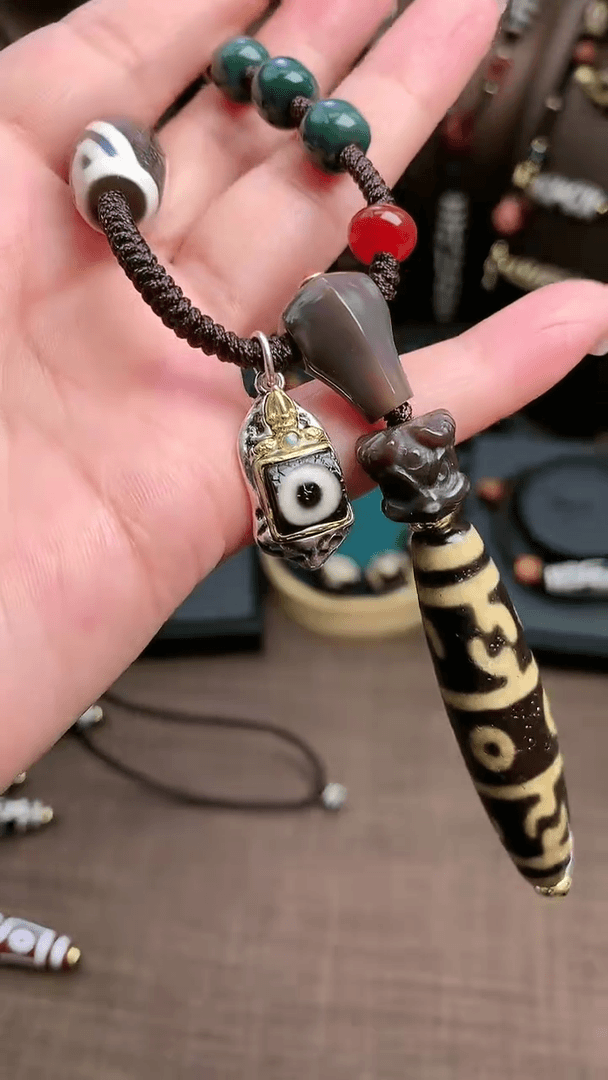 【闪购商品】玛瑙/玉髓1未镶嵌莲师（多样性发货）