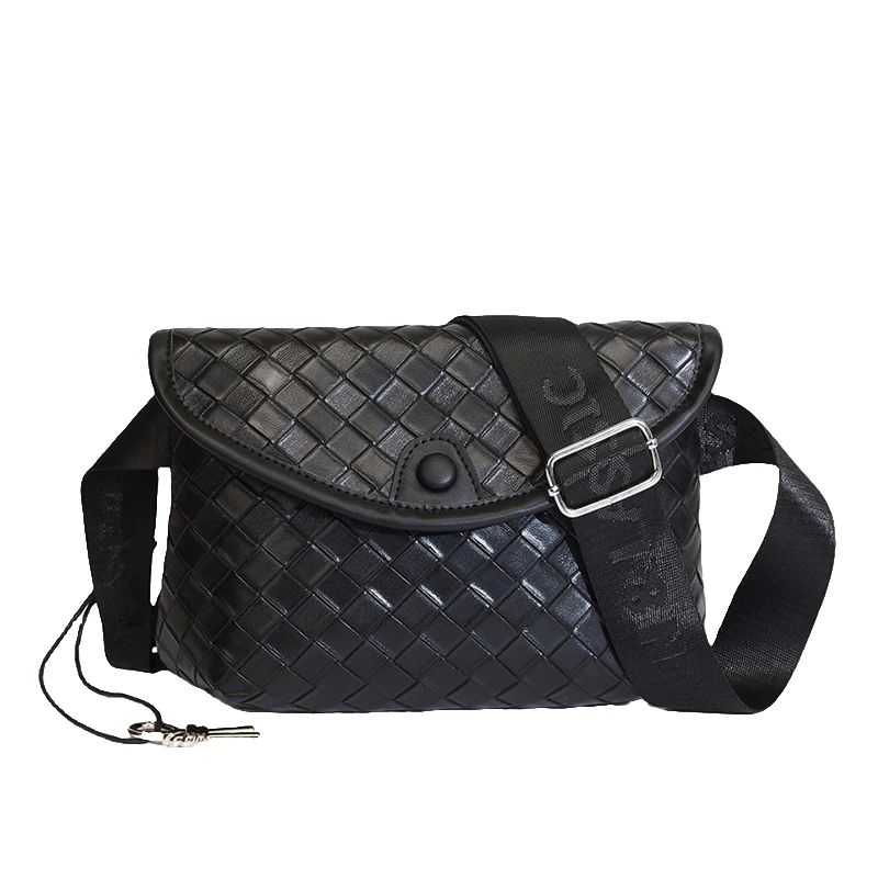 高级感腰包女2024新款时尚潮流单肩斜挎包黑色背包褶皱编织胸包女