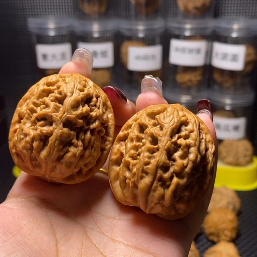 【闪购商品】文玩核桃吊坠Y****g