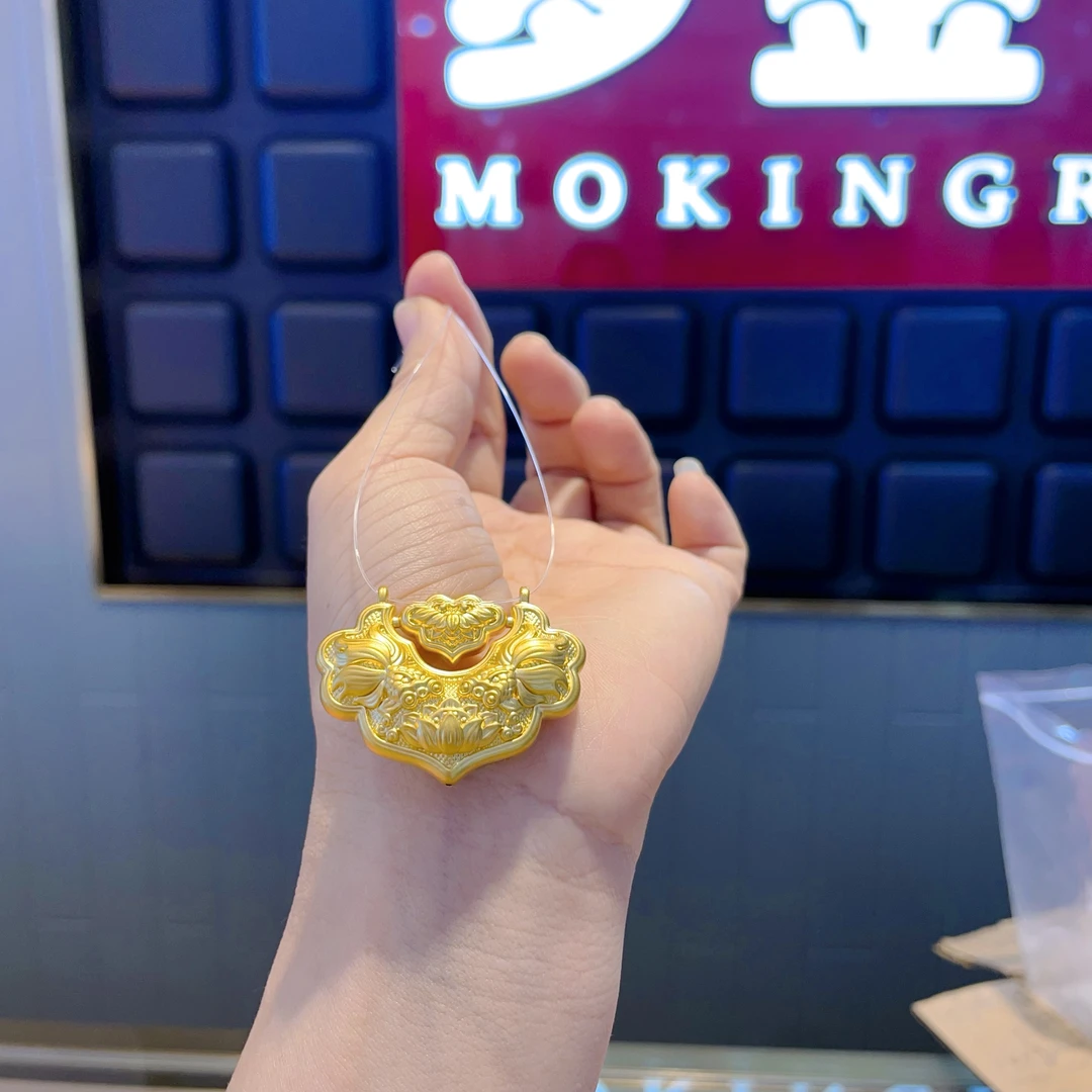 足金999锦鲤锁挂坠