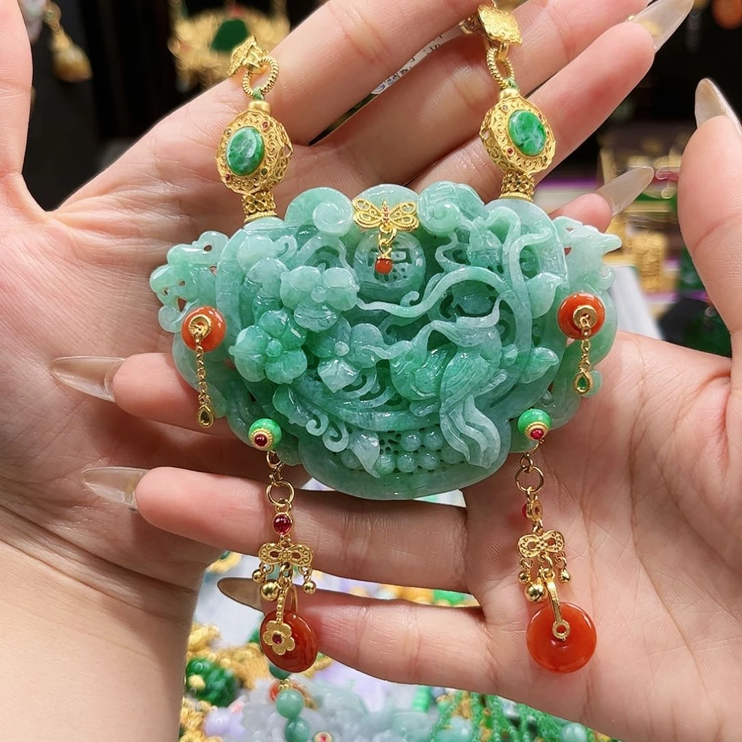 【闪购商品】翡翠颈饰未镶嵌福利