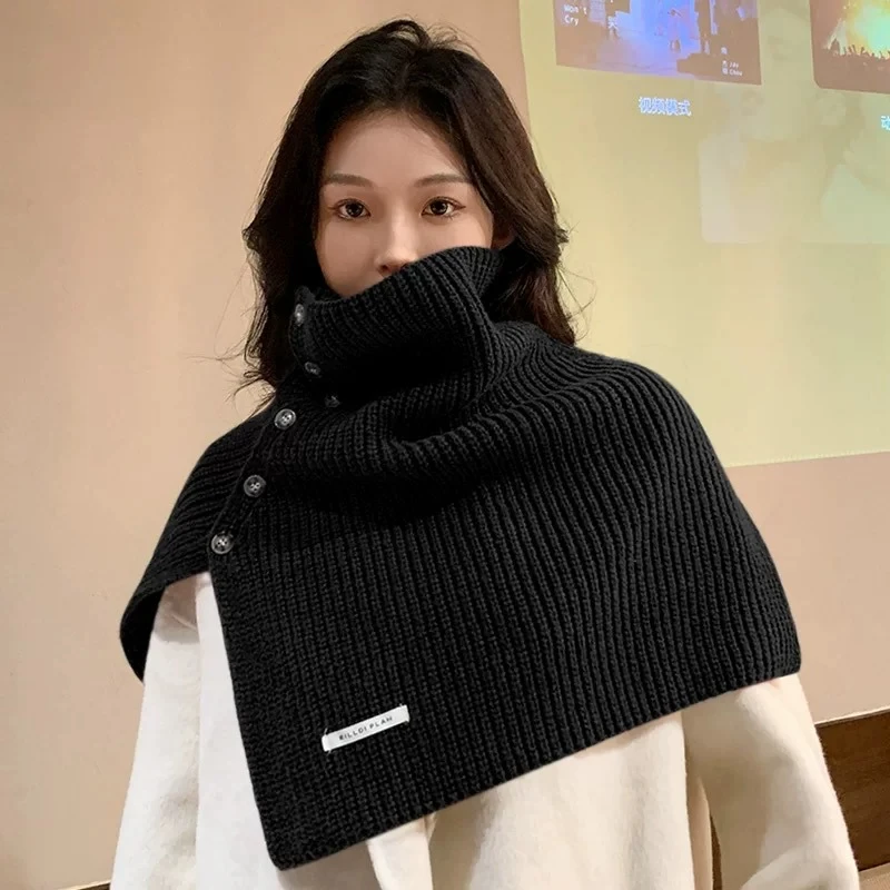 2025纽扣围巾女冬季新款外搭套头围脖黑色韩系百搭脖套毛针织披肩