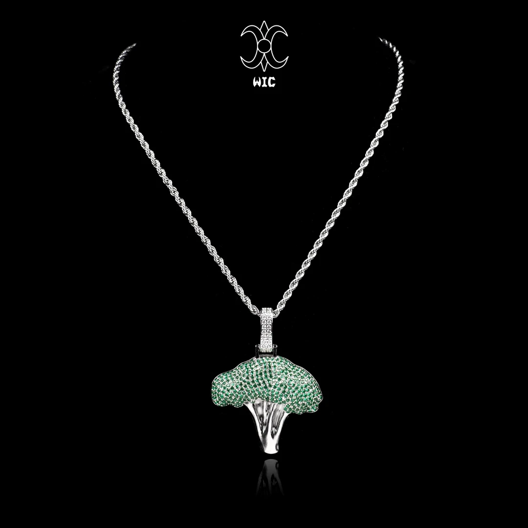 铜合金合成锆石吊坠  WIC限定小众轻奢高级男女西兰花战士吊坠