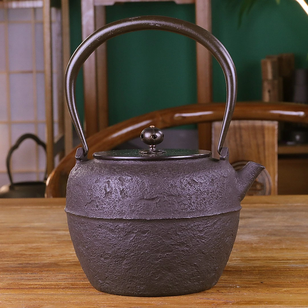 日式砂铁壶关西铁瓶铁壶纯手工无涂层烧水2升大容量茶熏砂铁壶