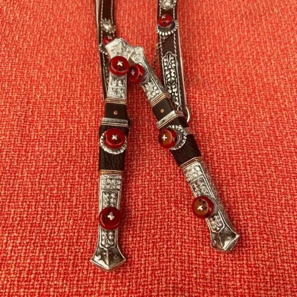 藏族白铜镀银女款挂件