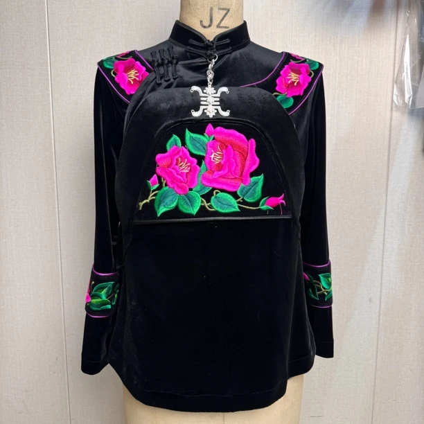 贵州新款黔东南服装台江雷山套装绣花苗族少数民族刺绣演出服服饰