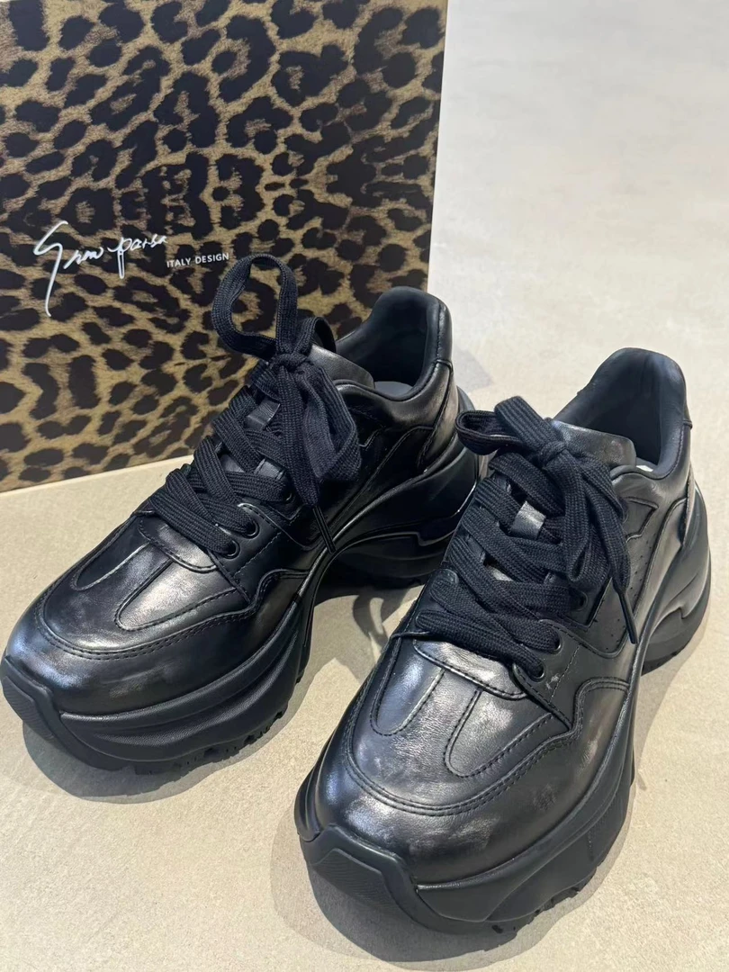 Li Wang/里望2024设计师款 飒爽大女主 酷酷黑色潮流时尚休闲鞋