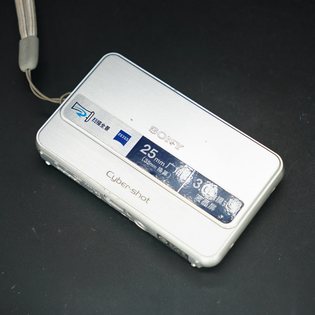 9新 Sony/索尼 t99c 1410w/4倍 闪光灯绝美全触摸屏配件全复古CCD