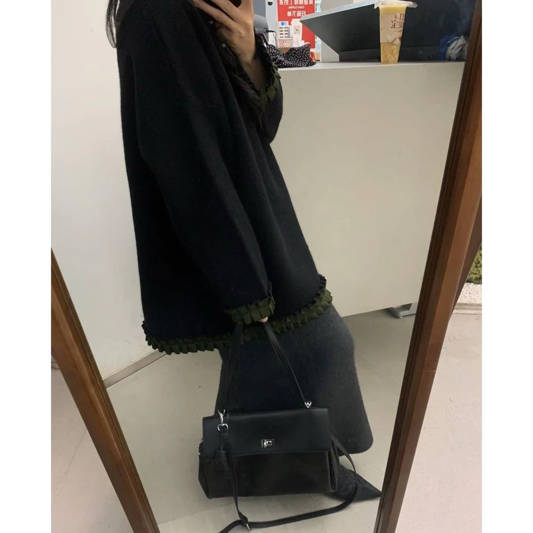 秋冬新款设计感欧货宽松休闲压褶花边浣熊绒羊毛毛衣慵懒风针织衫