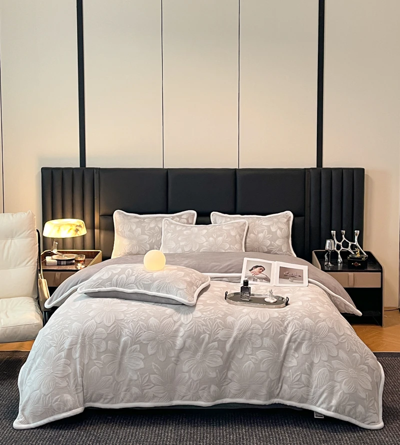 2024新款雕花牛奶绒四件套加厚冬季高级感双面牛奶绒被套床单裙式