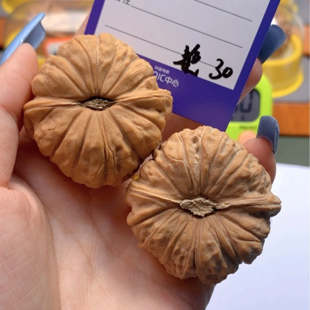 【闪购商品】文玩核桃把件30文玩