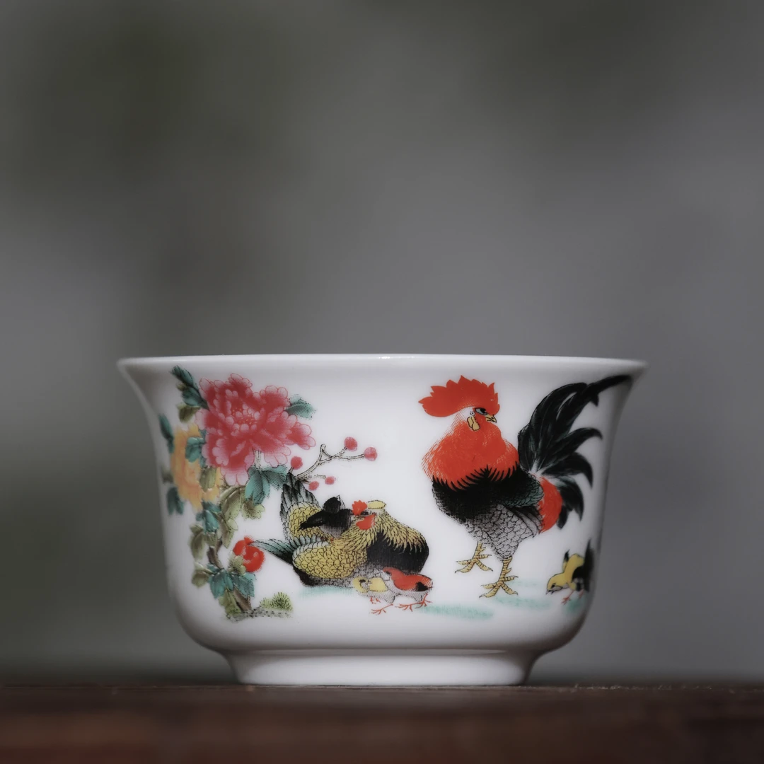 粉彩大吉大利品茗杯