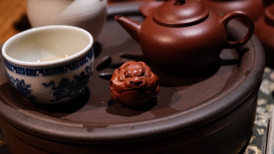 璞素文庭纯手工玩家级朱泥金蟾紫砂茶宠