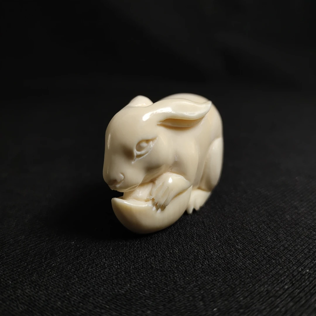 PDY126只做天然猛犸牙 兔子 长38.8x宽25.9x厚18.6mm