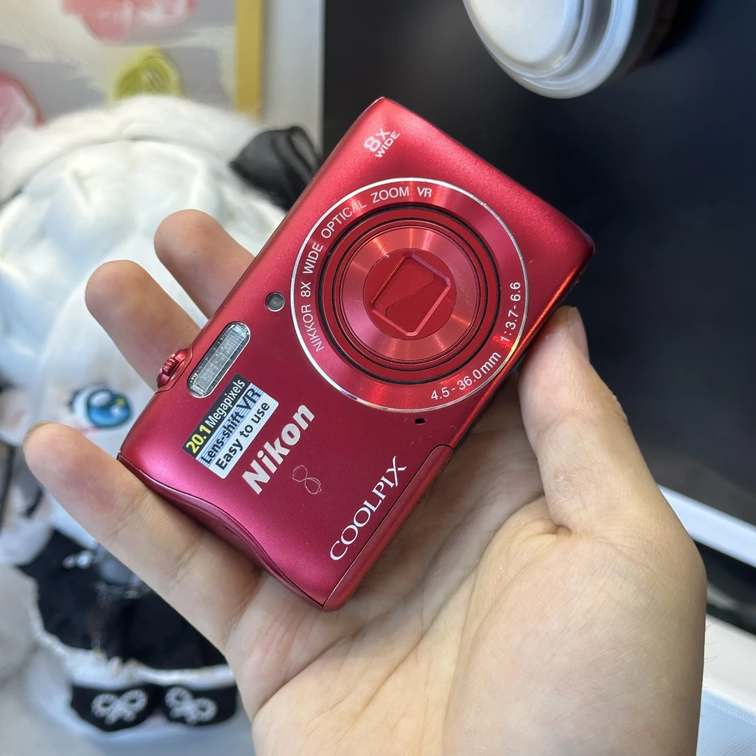 9新 Nikon/尼康 尼康s3700 2000万像素色彩感好带配件