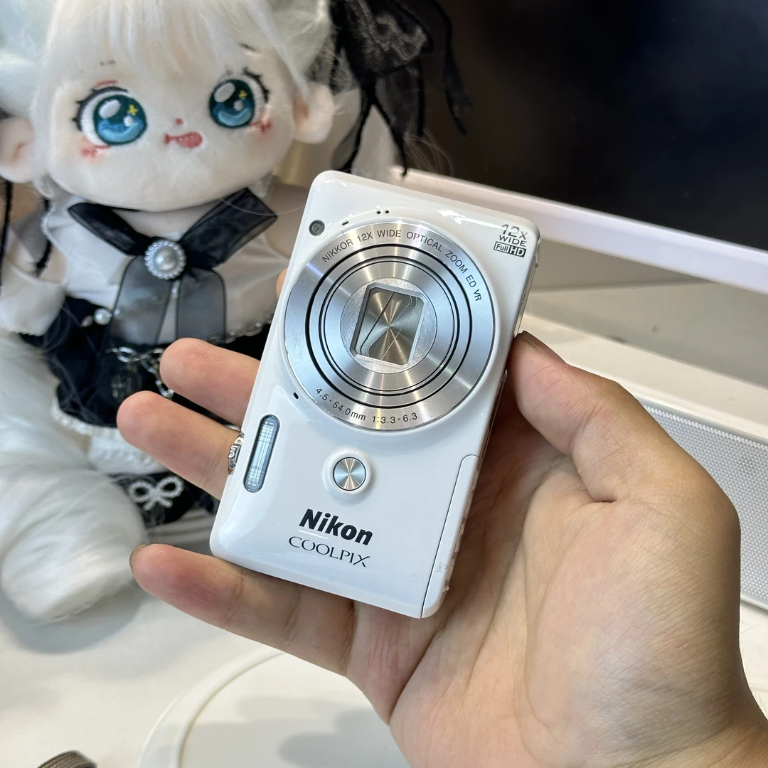 9新 Nikon/尼康 尼康s6600翻转屏可自拍 高颜值 1600万像素