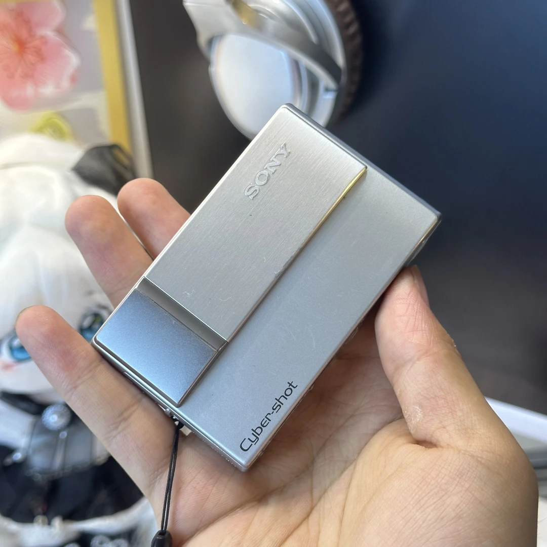 9新 Sony/索尼 索尼t10滑盖机色彩感好适合日常记录生活 数码相机