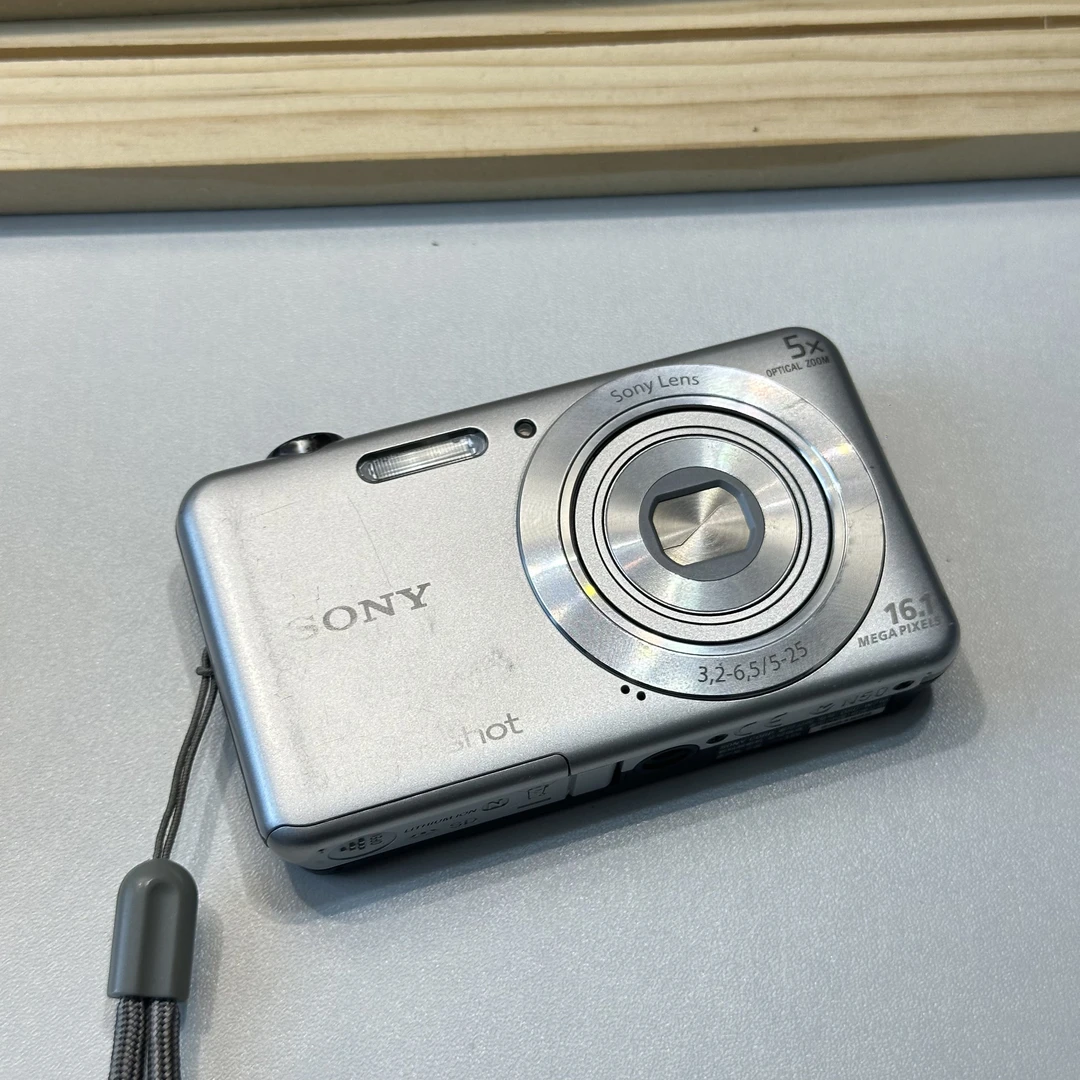 9新 Sony/索尼 索尼w710 复古感1600万像素数码相机sd卡