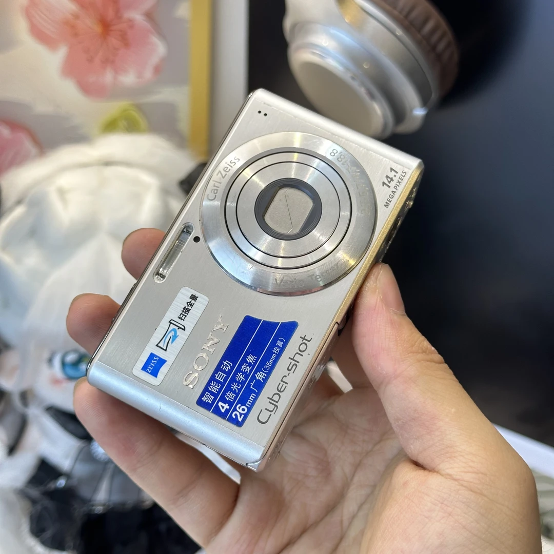 9新 Sony/索尼 索尼w530色彩感好1400万像素适合人像带配件
