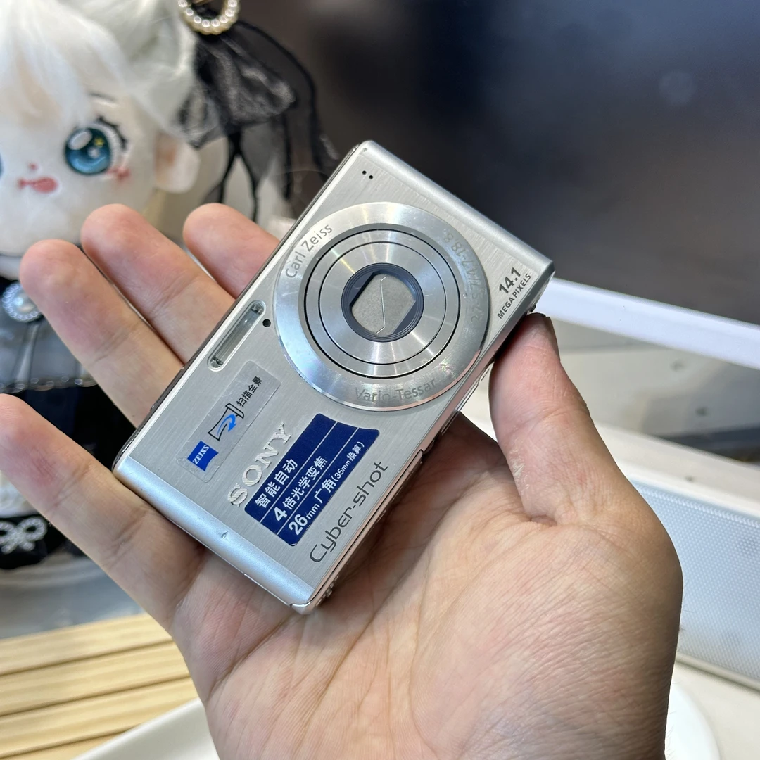 9新 Sony/索尼 索尼w530银色1400万像素色彩感好 数码相机