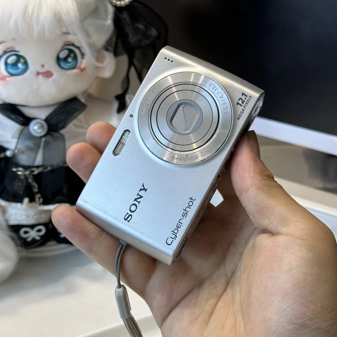 9新 Sony/索尼 索尼w510 1200万像素冷白皮适合日常记录生活