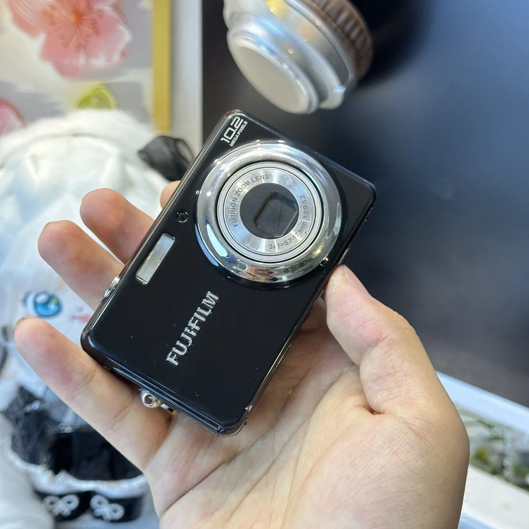 9新 Fujifilm/富士 富士j26复古感冷白皮色彩感好带配件