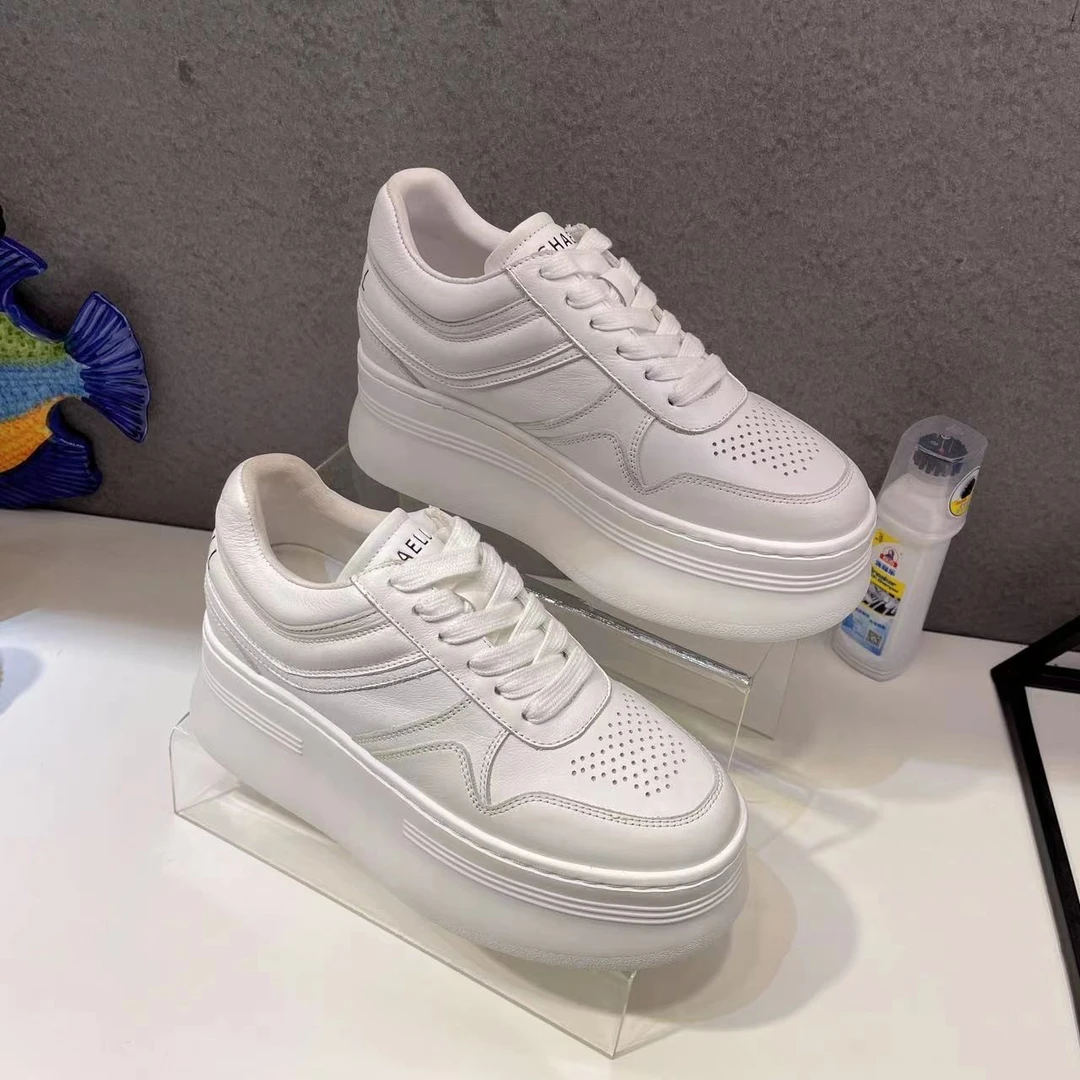 潮牌女款增高白色显瘦超轻系带松糕小白鞋休闲时尚松厚底白鞋2025