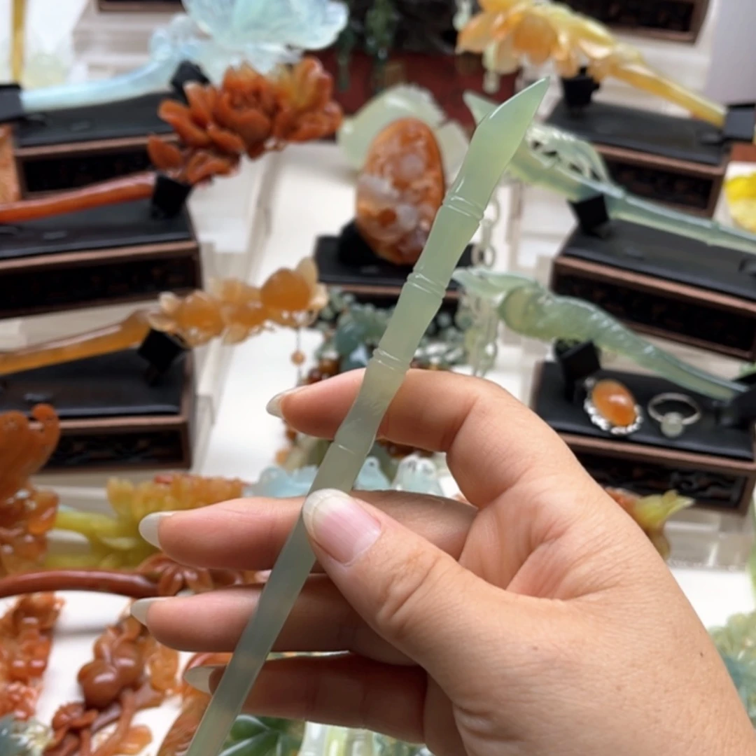 【闪购商品】蛇纹石玉岫玉发簪未镶嵌相*