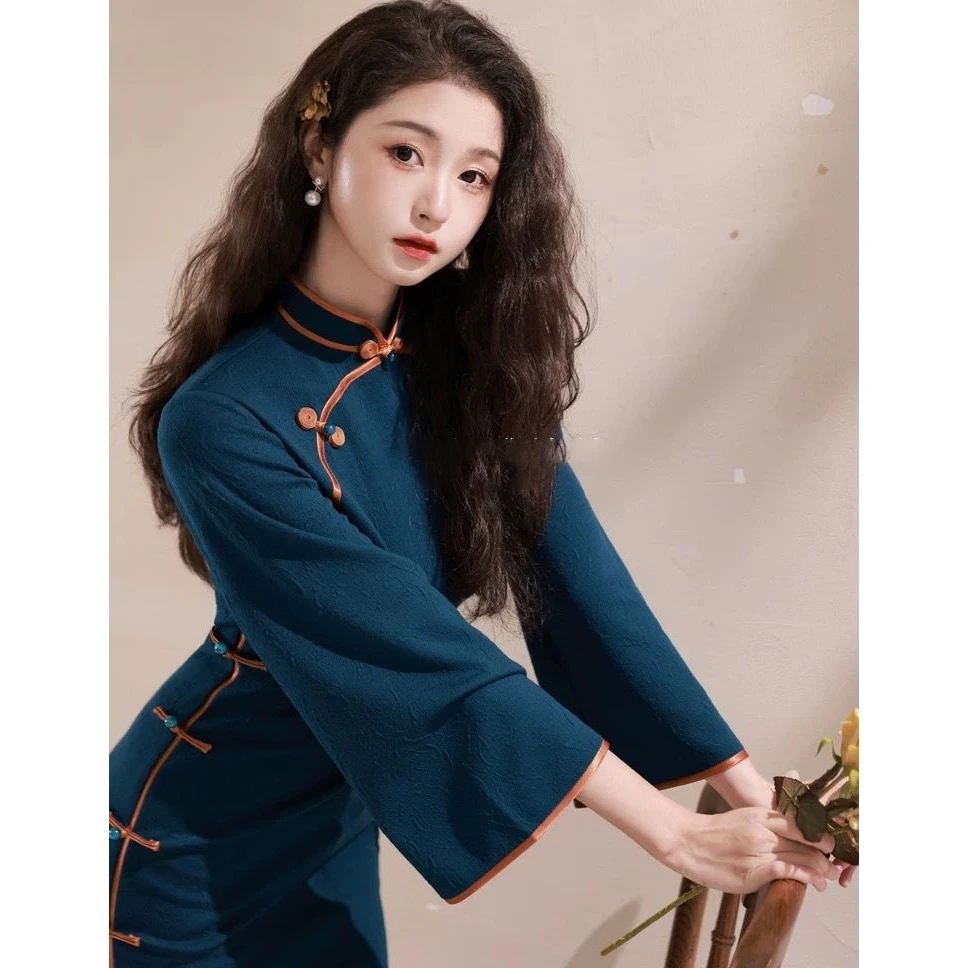 长袖旗袍2025秋季新款国风纯色高级感简约大气复古改良日常连衣裙