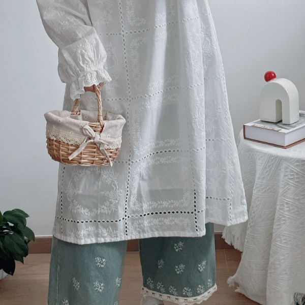 可衣-【漫天飞】森系春秋新款花边刺绣牛仔裤直筒九分裤