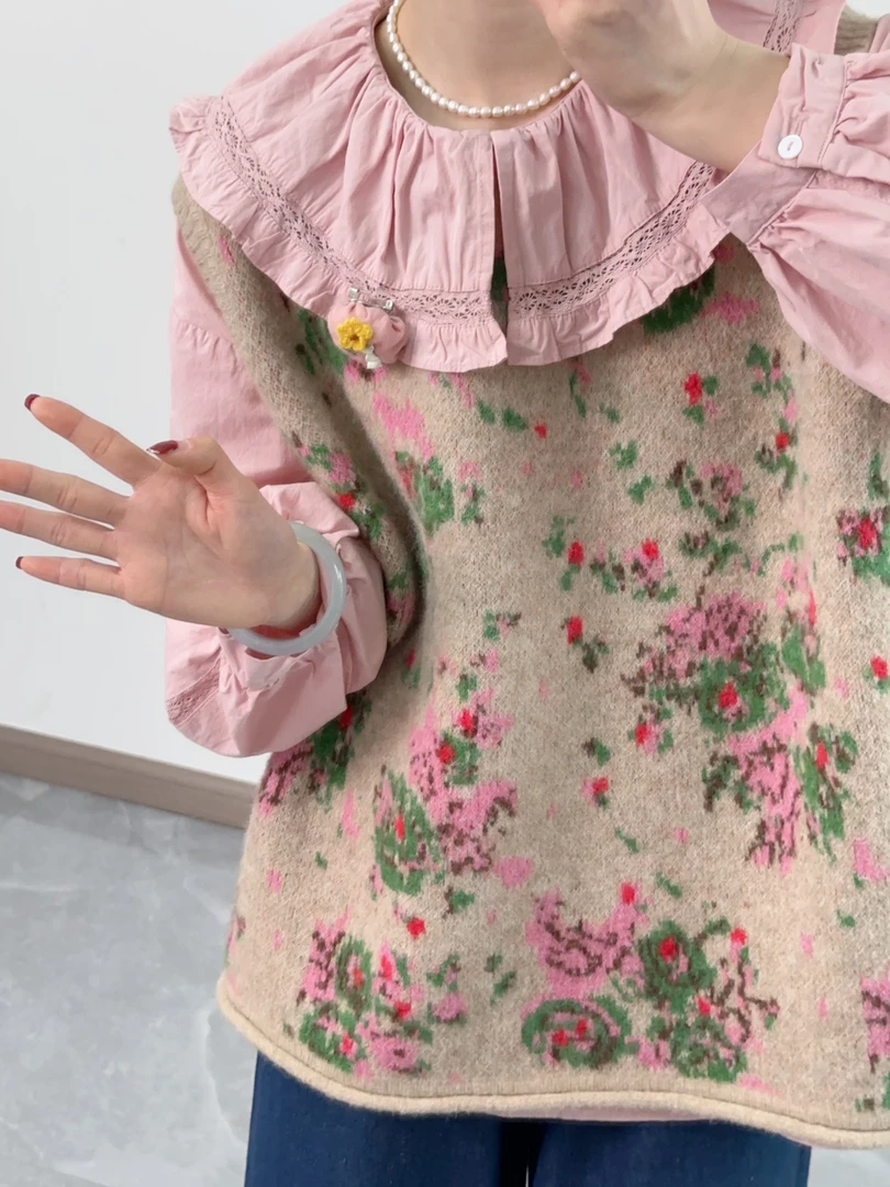 可衣-【花落】2024新款绵羊毛花朵马甲套头针织宽松网红