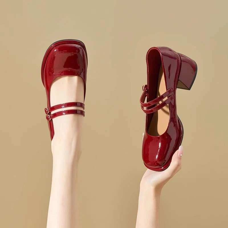 复古玛丽珍女鞋子红色新娘婚鞋2025春秋季新款高跟鞋粗跟气质单鞋