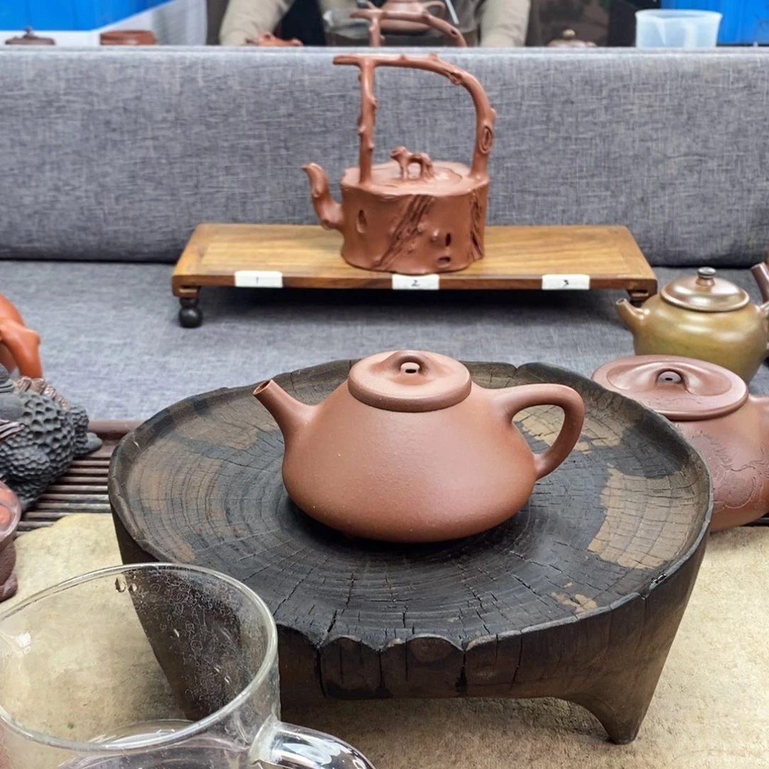 紫砂茶壶150容量艺术