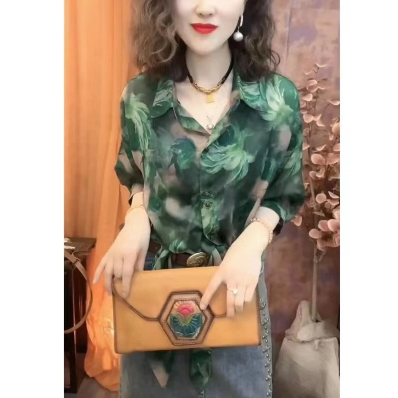 夏季新款七分袖衬衫绿色印花翻领洋气防晒女HY23236