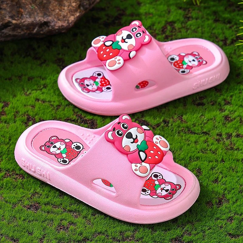 儿童拖鞋小孩居家室内防滑洗澡柔软女童男童可爱宝宝夏季草莓熊
