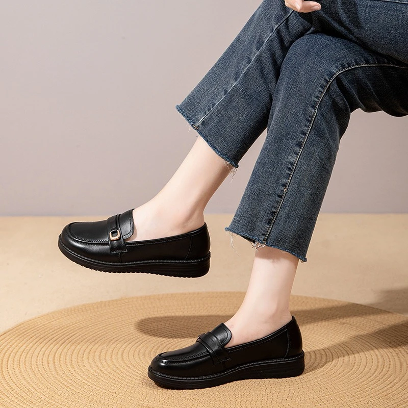 新款女单鞋软底软面一脚蹬四季百搭妈妈鞋舒适春秋休闲真皮厚底