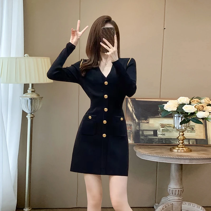 气质高级感针织连衣裙女秋冬精致打底外穿洋气时髦减龄小个子裙子