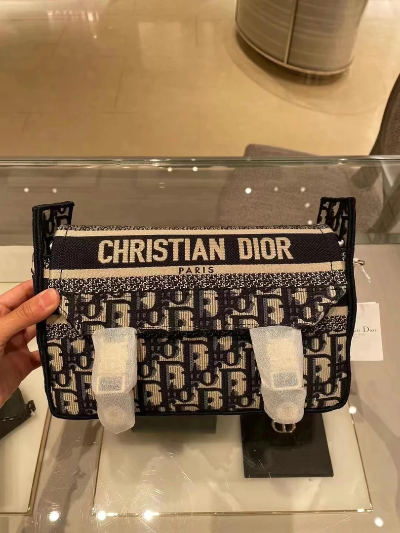 全新未使用 DIOR/迪奥 迪奥小号 Diorcamp 手袋